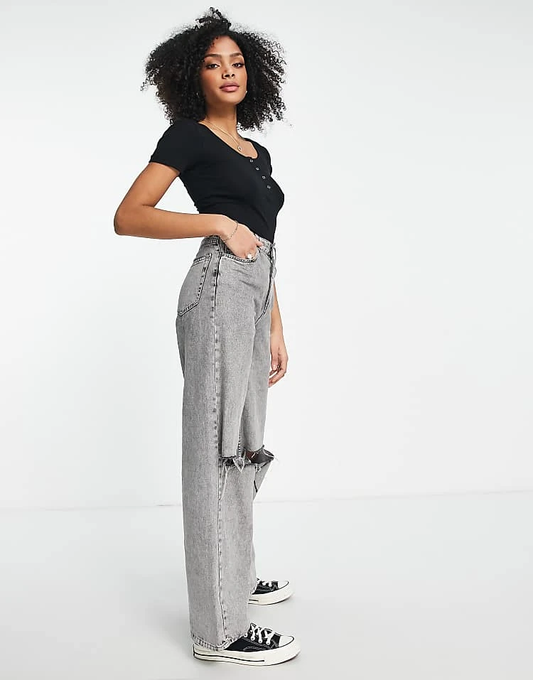 Pieces Popper Front Ribbed Top In Black For Women - Image 4