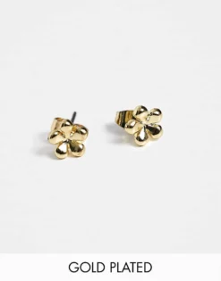 Pieces 18k Plated Flower Studs In Gold For Women