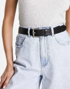 Pieces Leather Buckle Belt In Black For Women