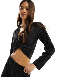 Pieces Ruched Front V-neck Plisse Top Co-ord In Black For Women