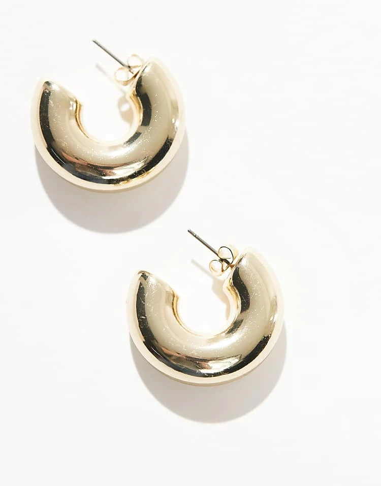 Pieces Chunky Hoop Earrings In Gold For Women - Image 4