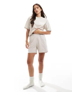 Pieces Mix And Match Sweat Short In Cream For Women