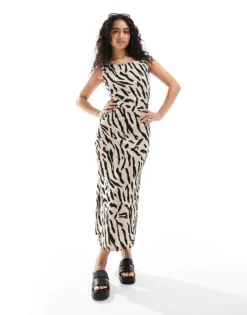 Pieces Scoop Neck Textured Jersey Maxi Dress In Beige Animal Print For Women