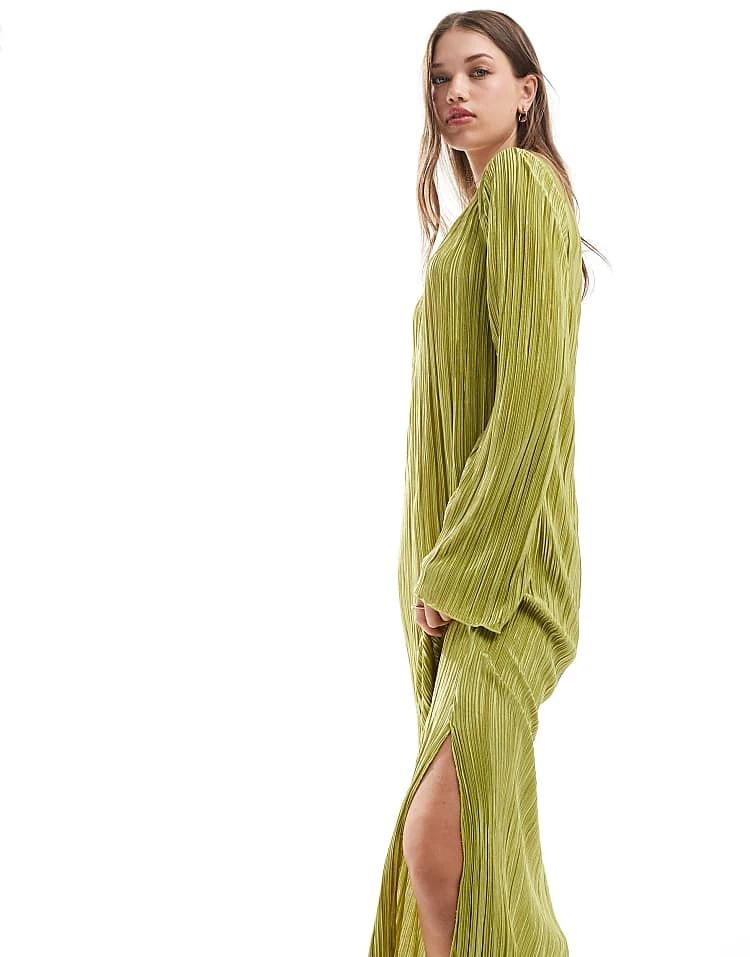Pieces Plisse Maxi Dress With Side Splits In Green For Women - Image 2