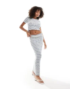 Pieces Lettuce Egded Column Maxi Skirt And Cropped T-shirt Co-ord In Grey And Bl