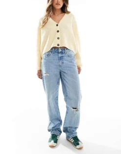 Pieces Straight Leg Jeans With Distressing In Light Blue Denim For Women