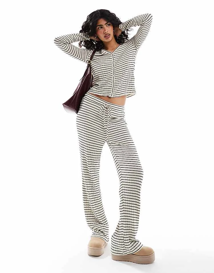 Pieces Long Sleeved Jersey Cardigan And Trouser Set In Mono Stripe - Image 2