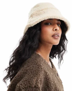 Pieces Teddy Bucket Hat In Cream For Women Pepper