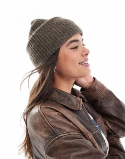 Pieces Chunky Ribbed Beanie In Brown For Women Morel