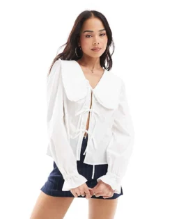 Pieces Tie Front Frill Collar Detail Poplin Top In White For Women Cloud Dancer