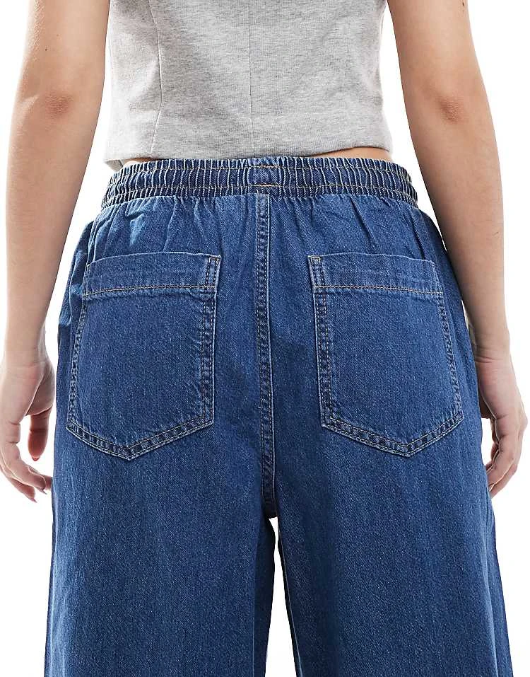 Pieces Drawstring Waist Wide Leg Jeans In Dark Blue Denim Wash For Women - Image 4