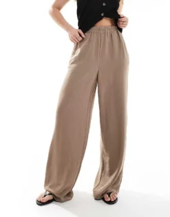 Pieces Elasticated Waistband Wide Leg Trouser In Fossil Beige For Women