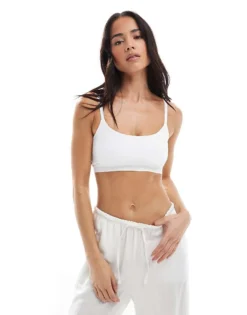 Pieces Seamless Bralette In White For Women