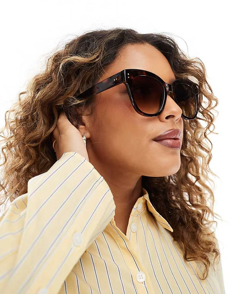 Pieces Round Frame Sunglasses With Ombre Lense In Brown Tortoise Shell For Women Black Turtle