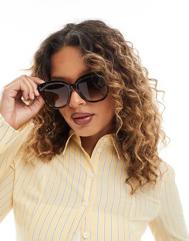 Pieces Round Frame Sunglasses With Ombre Lense In Brown Tortoise Shell For Women Black Turtle - Image 2